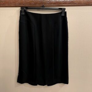 MaxMara MADE IN ITALY black pencil flare skirt side zip / pleated back mid hem 8